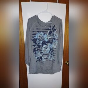 Terra & Sky 1X (16w-18w) Striped and Blue Flower T-Shirt with Jewels